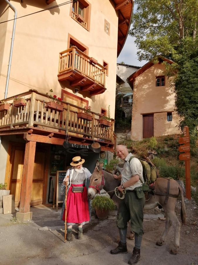 Eco-Hotel Et Yourtes Du Mercantour Guillaumes Kültér fotó